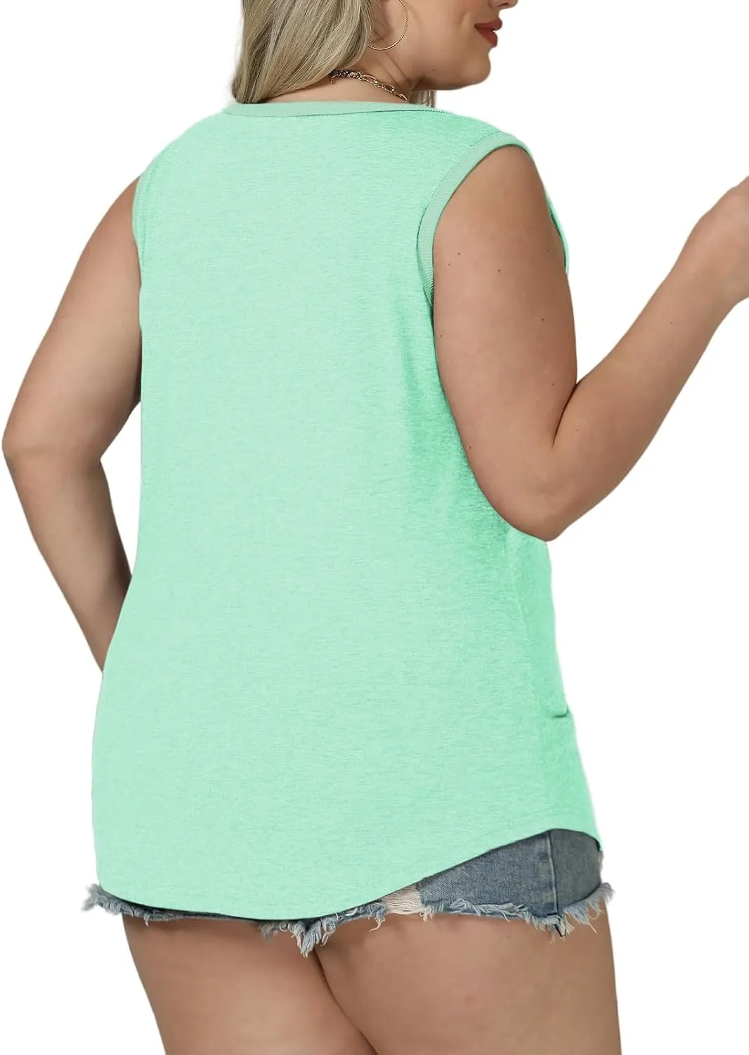 ROSRISS Plus Size Tank Tops for Women Summer Basic Crewneck Tees Soft Cozy Loose Fit Curved Hem Sleeveless Shirts